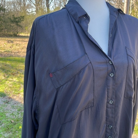 Urban Outfitters oversized gray blouse size M NWT - Picture 2 of 7